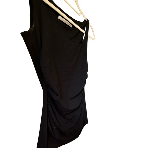 Susana Monaco Classic Black Tank Top - Picture 6 of 6